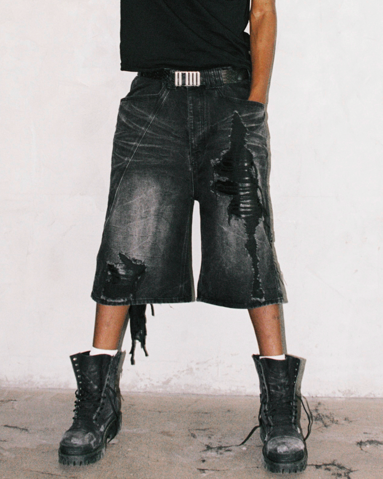 REPTILIAN DENIM SHORTS
