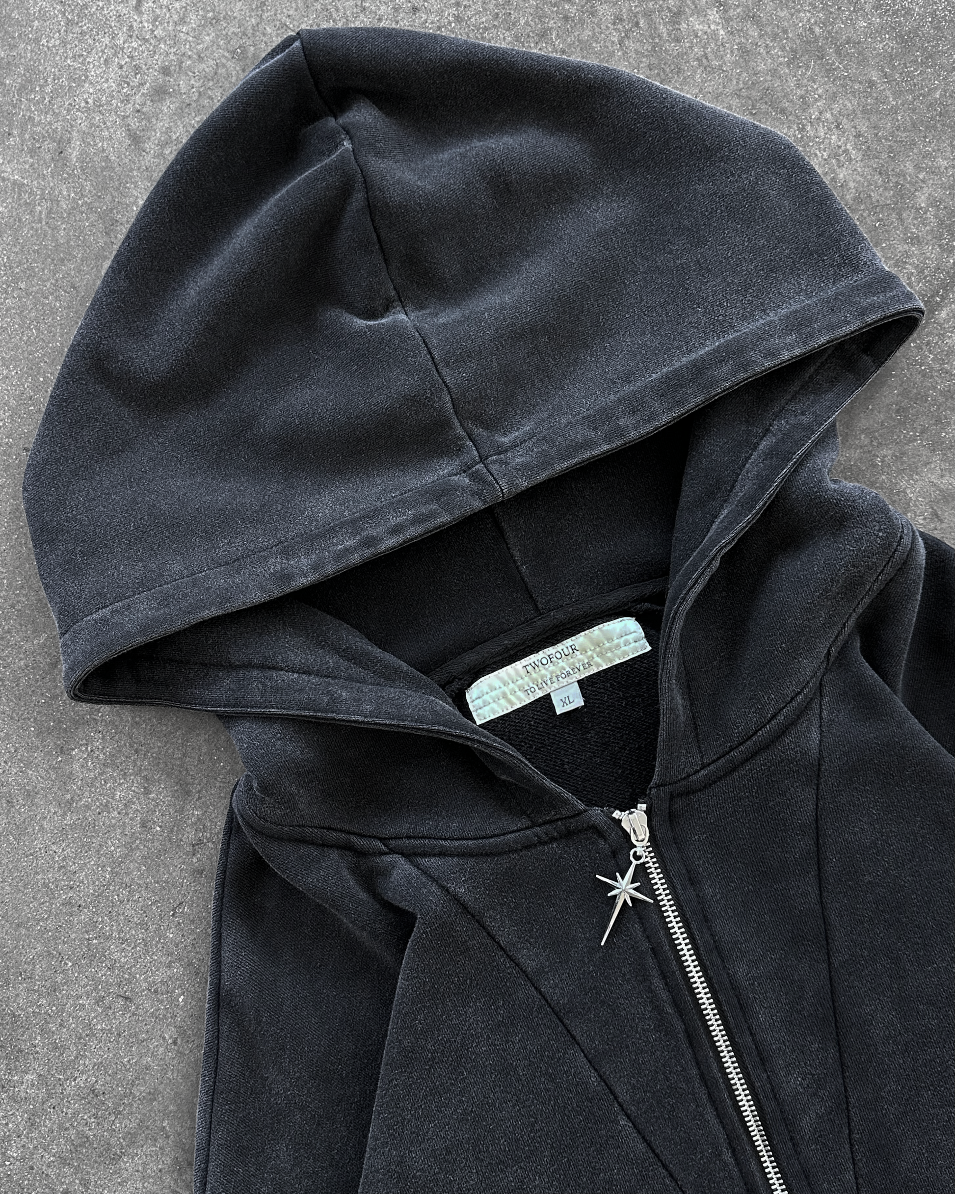 BRIGHT STAR ZIPUP BLACK – TWOFOUR BRIGHT STAR ZIPUP BLACK – TWOFOUR