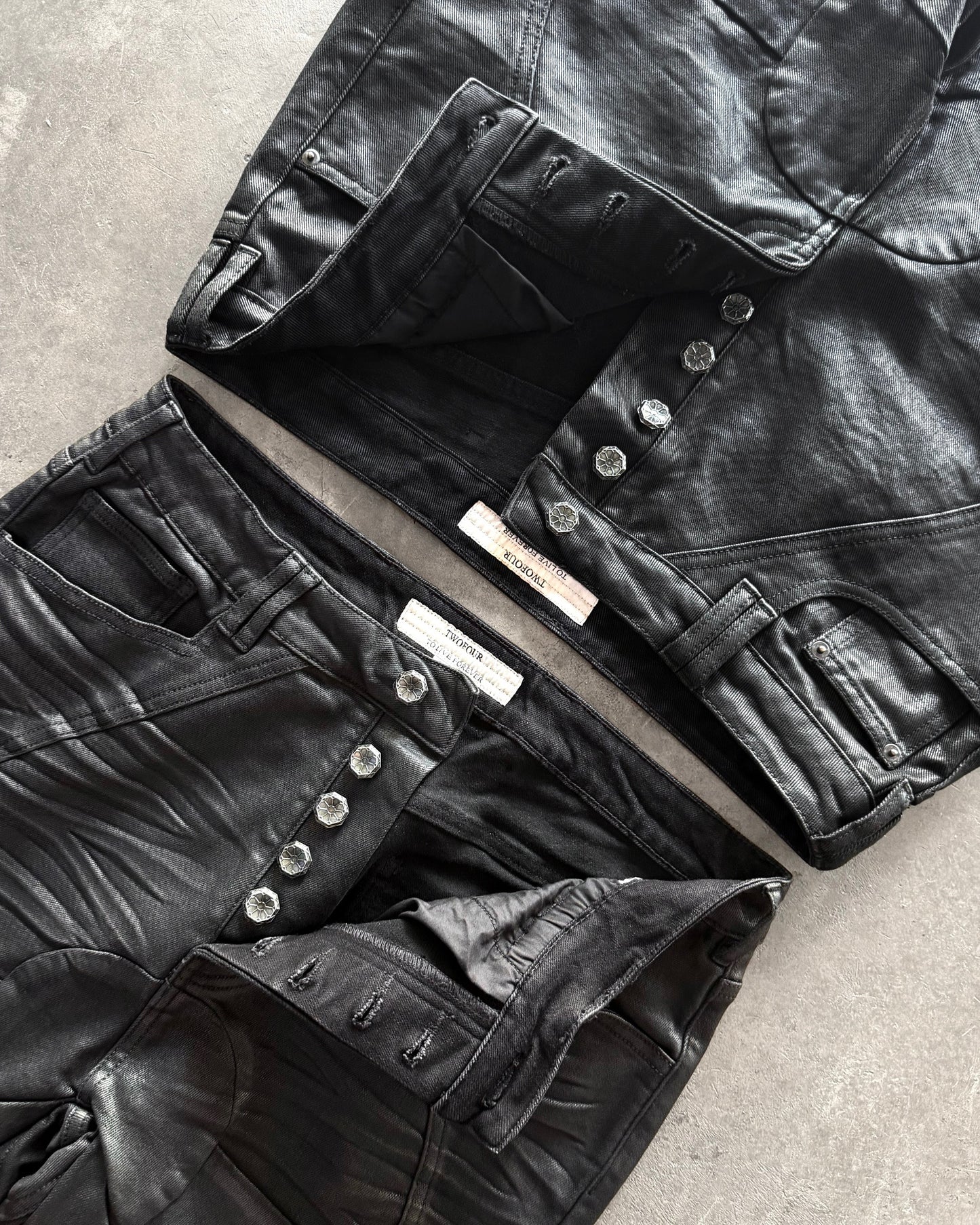 SKINNY STAINED GLASS WAXED DENIM